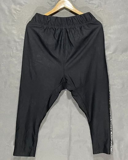 Under Armour Black Sport Gym Tights For Girls X Large | ThriftHub.pk