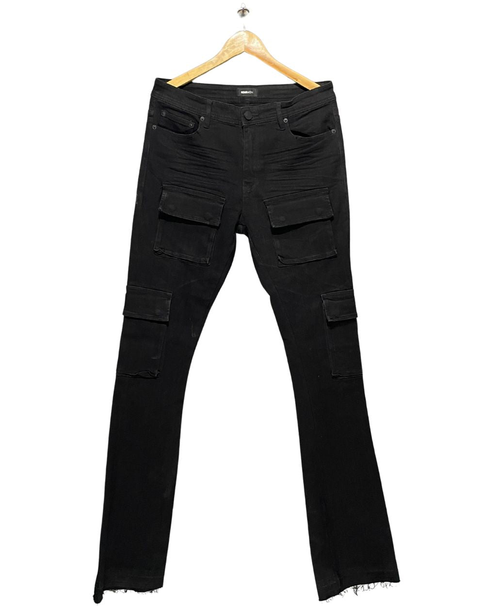 Nova Men Black Jeans For Women Medium | ThriftHub.pk
