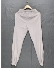 Russell Gray Jeans For Women Small | ThriftHub.pk