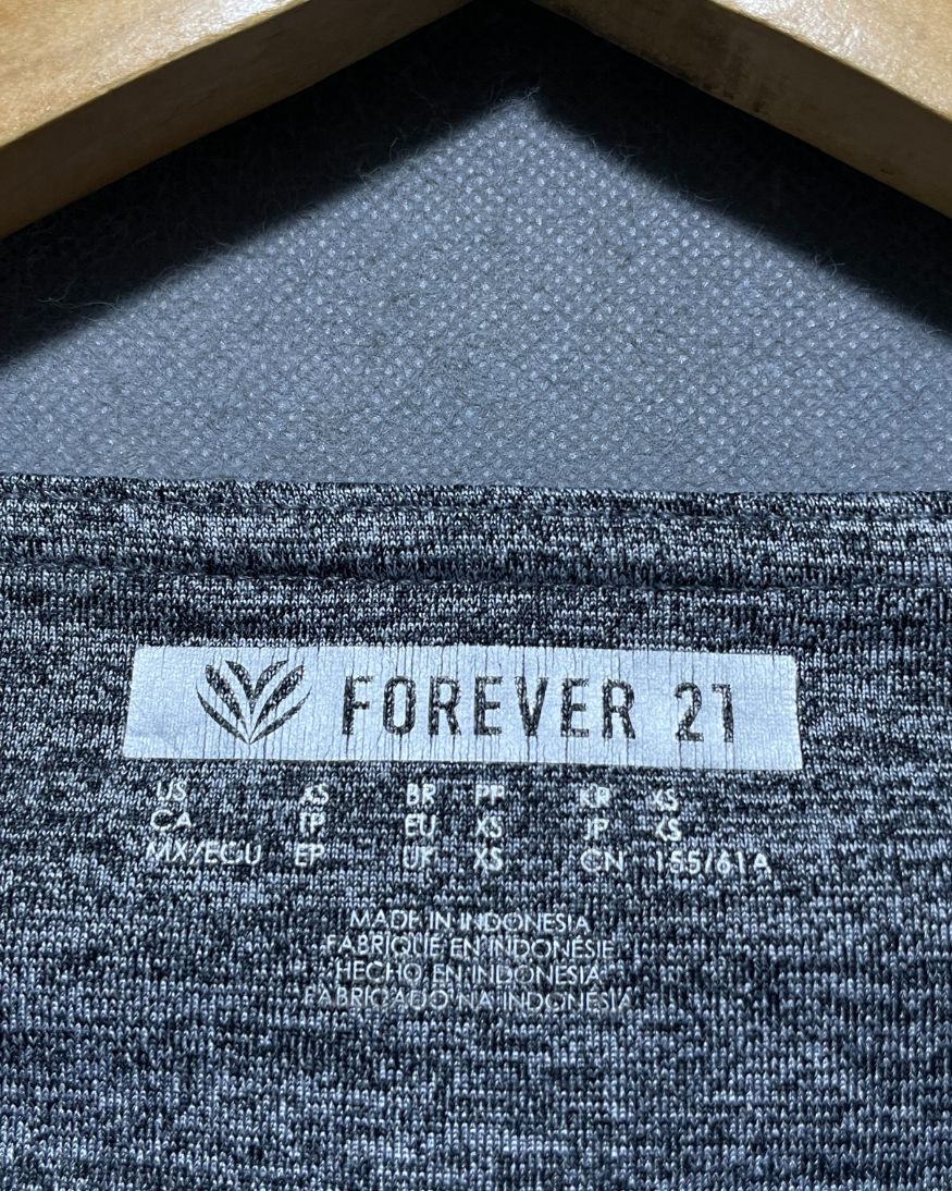 Forever 21 Gray Sport Gym Tights For Girls L | ThriftHub.pk