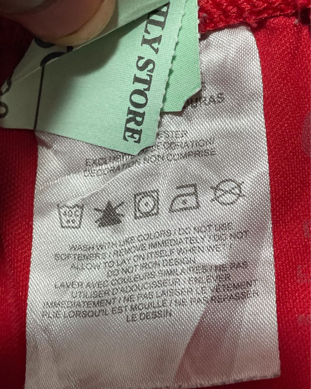 Nike Red Sport Short For Women Large | ThriftHub.pk