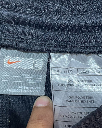 Nike Black Sport Short For Women Small | ThriftHub.pk