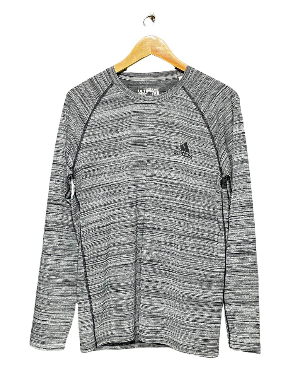 Adidas Gray Sport T Shirt For Women M | ThriftHub.pk