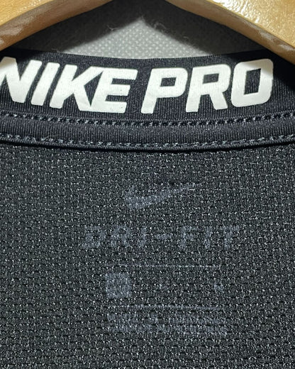 Nike Black Sport T Shirt For Women Small | ThriftHub.pk