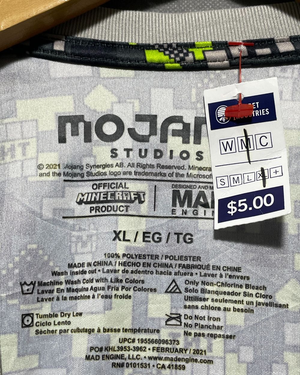 Mojang Green Sport T Shirt For Men XL | ThriftHub.pk