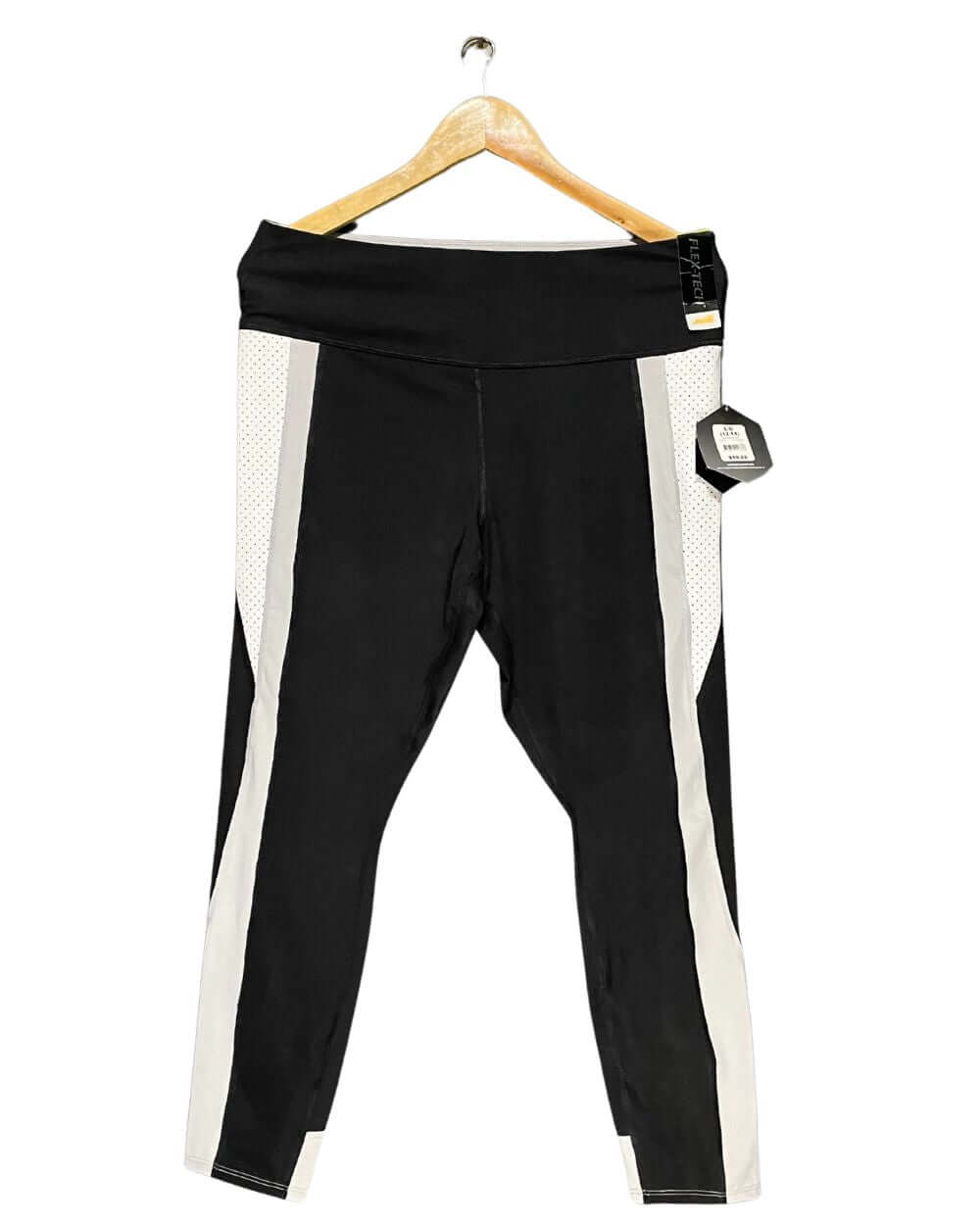 Avia Black Sport Gym Tights For Women L | ThriftHub.pk