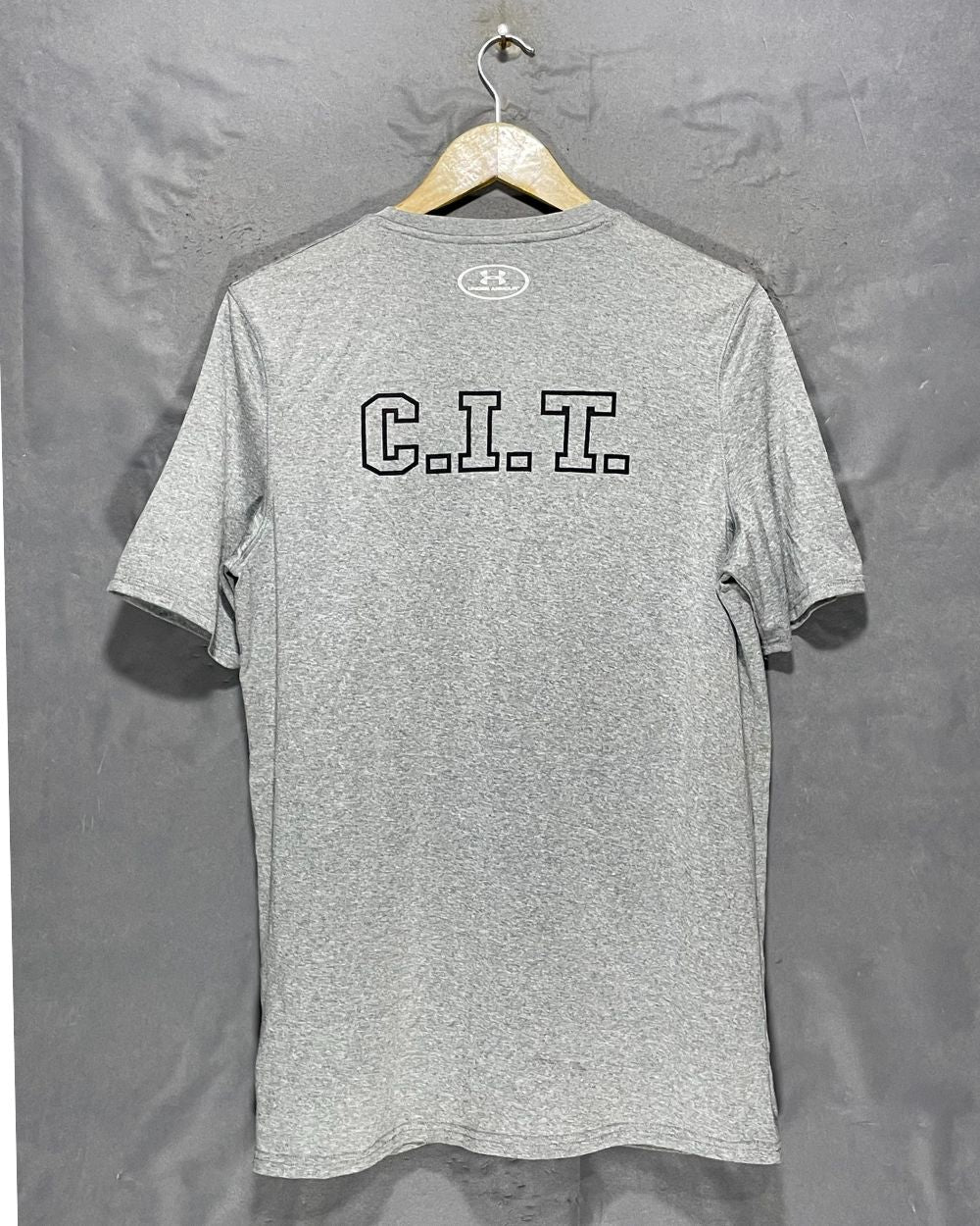 Under Armour  Gray Sport T Shirt  For Men Medium