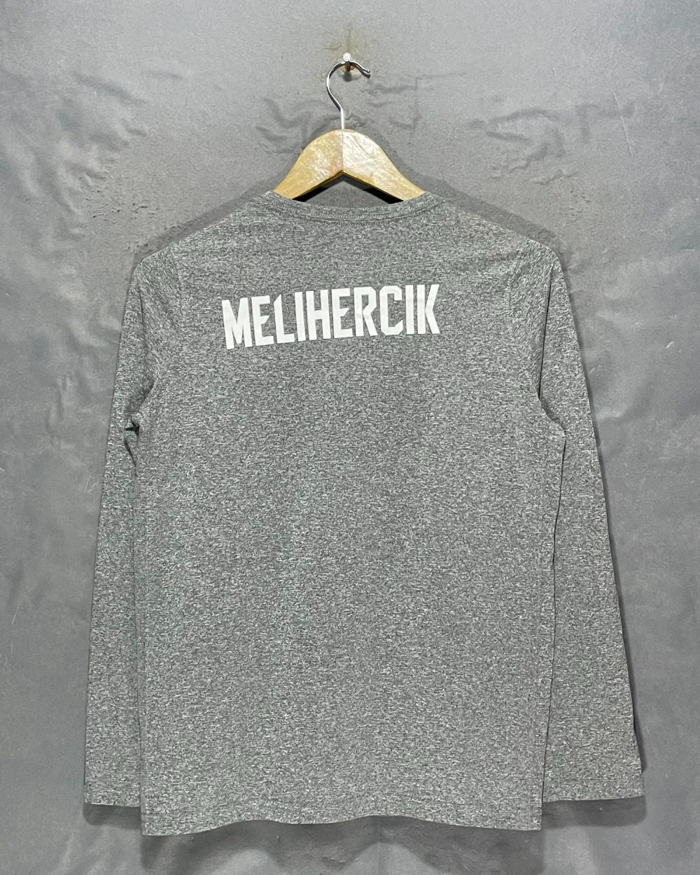 Nike Gray Sport T Shirt  For Men Small