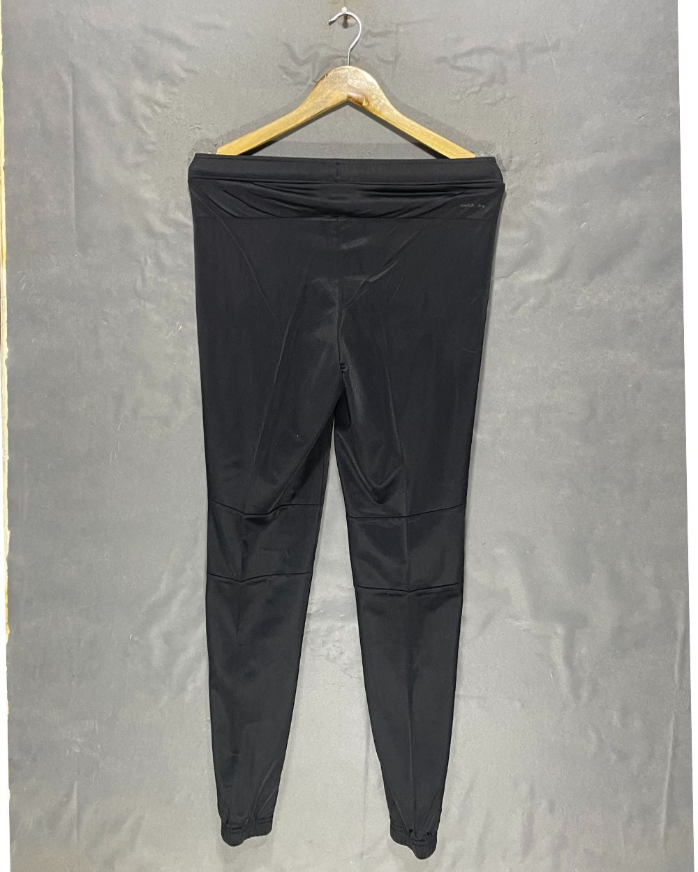 Qwick Dry Black Sport Trouser For Men Medium