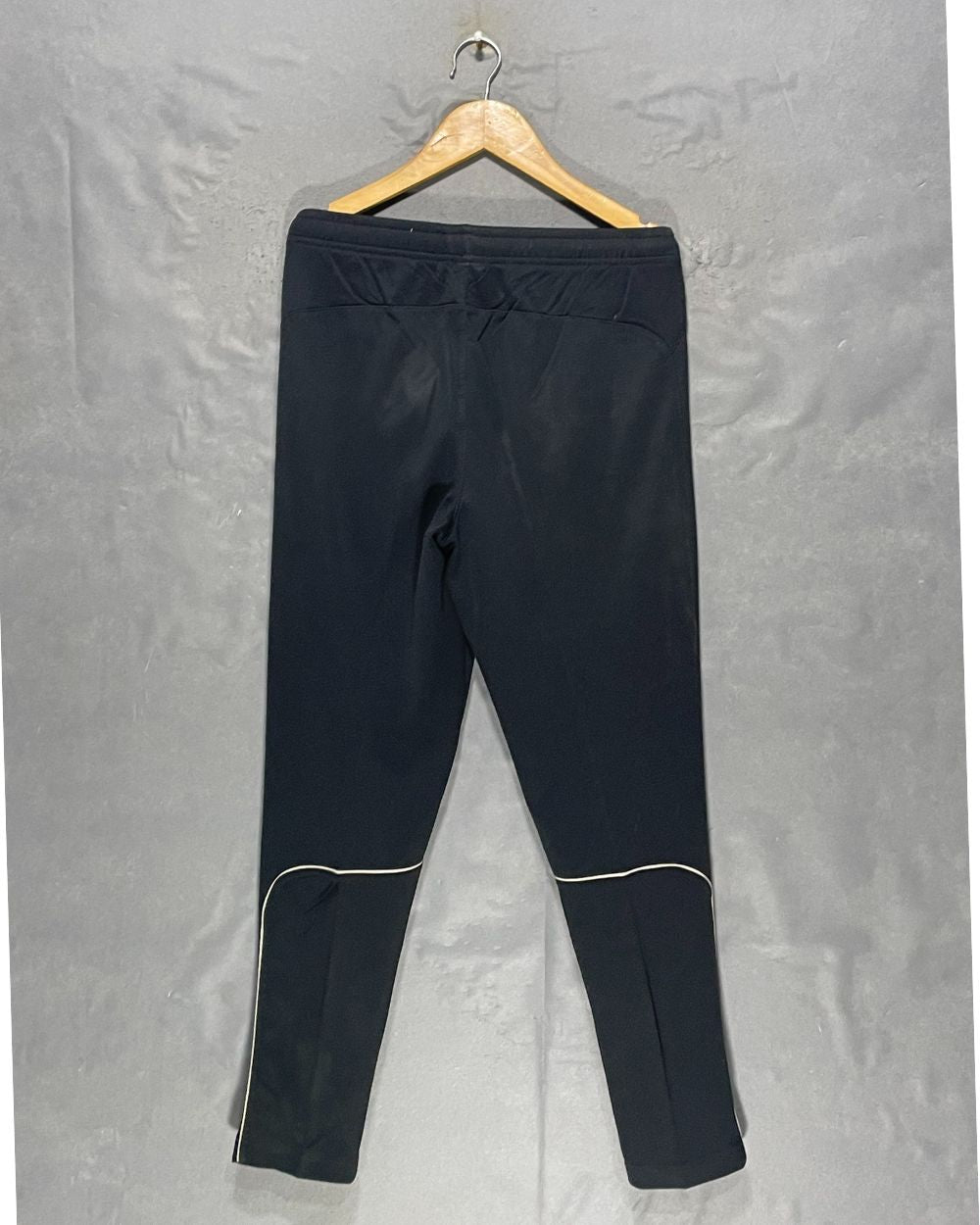 Umbro Black Sport Trouser For Men Small