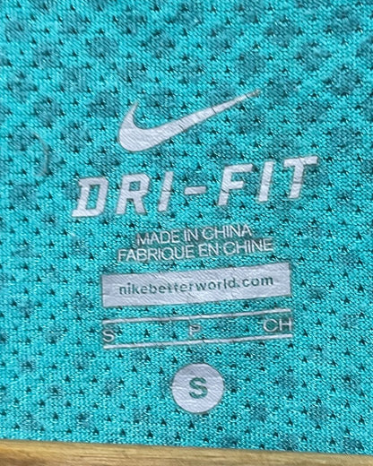 Nike Green Sport T Shirt  For Men Small