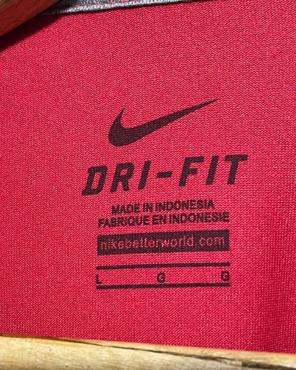Nike Red Sport T Shirt  For Men L