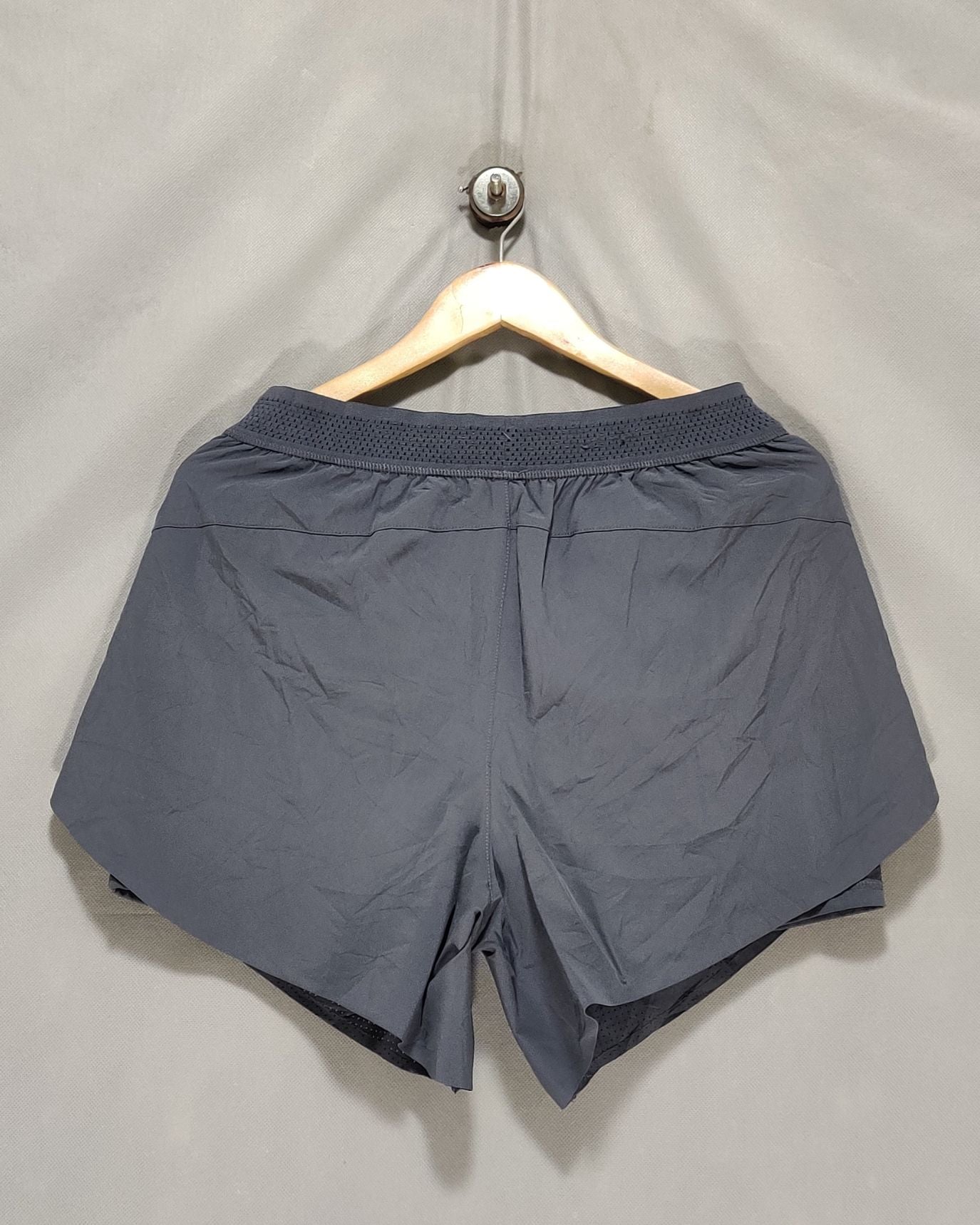 Avta Gray Sport Short For Women Large