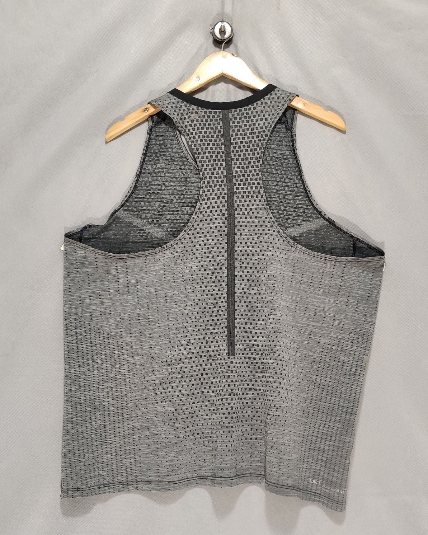 Nike Gray Sport Vest T Shirt For Women X Large