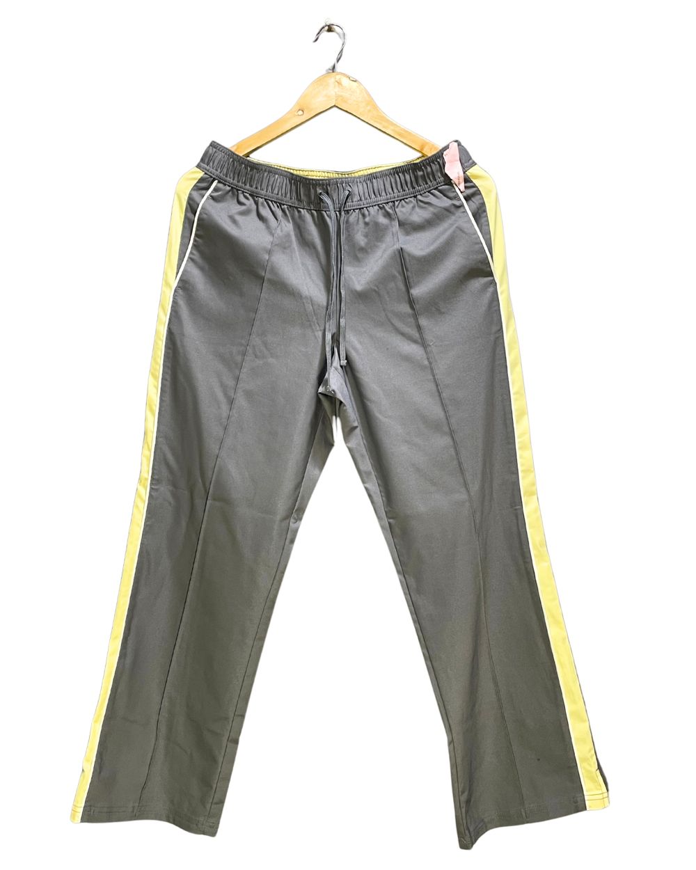 Thrift Hub Gray Sport Trouser For Women M | ThriftHub.pk