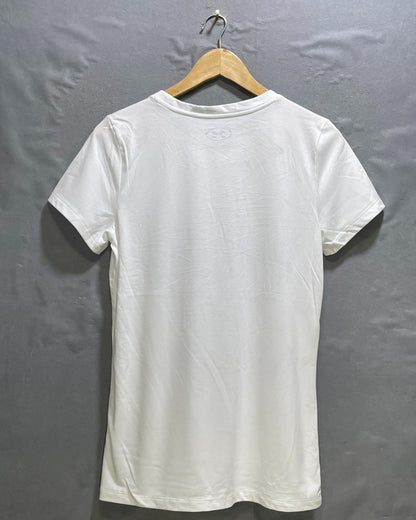 Under Armour White Sport T shirt For Women Medium | ThriftHub.pk