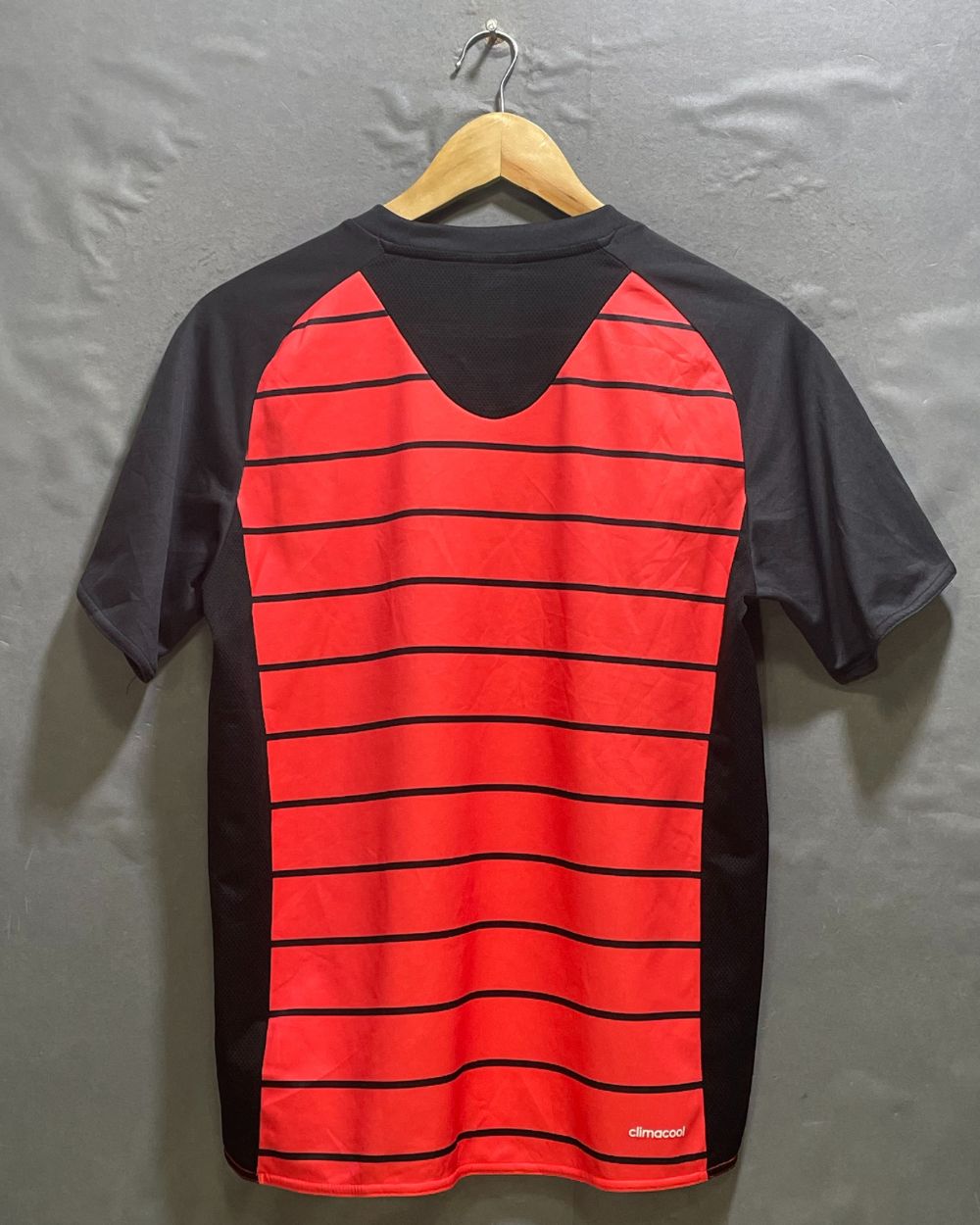 Adidas Pink Sport T shirt For Women Small | ThriftHub.pk