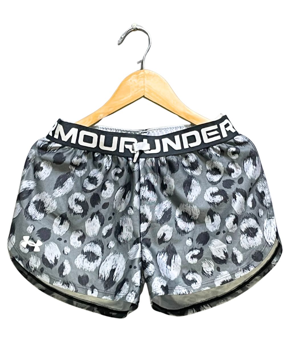 Under Armour Gray Sport Short For Women M | ThriftHub.pk