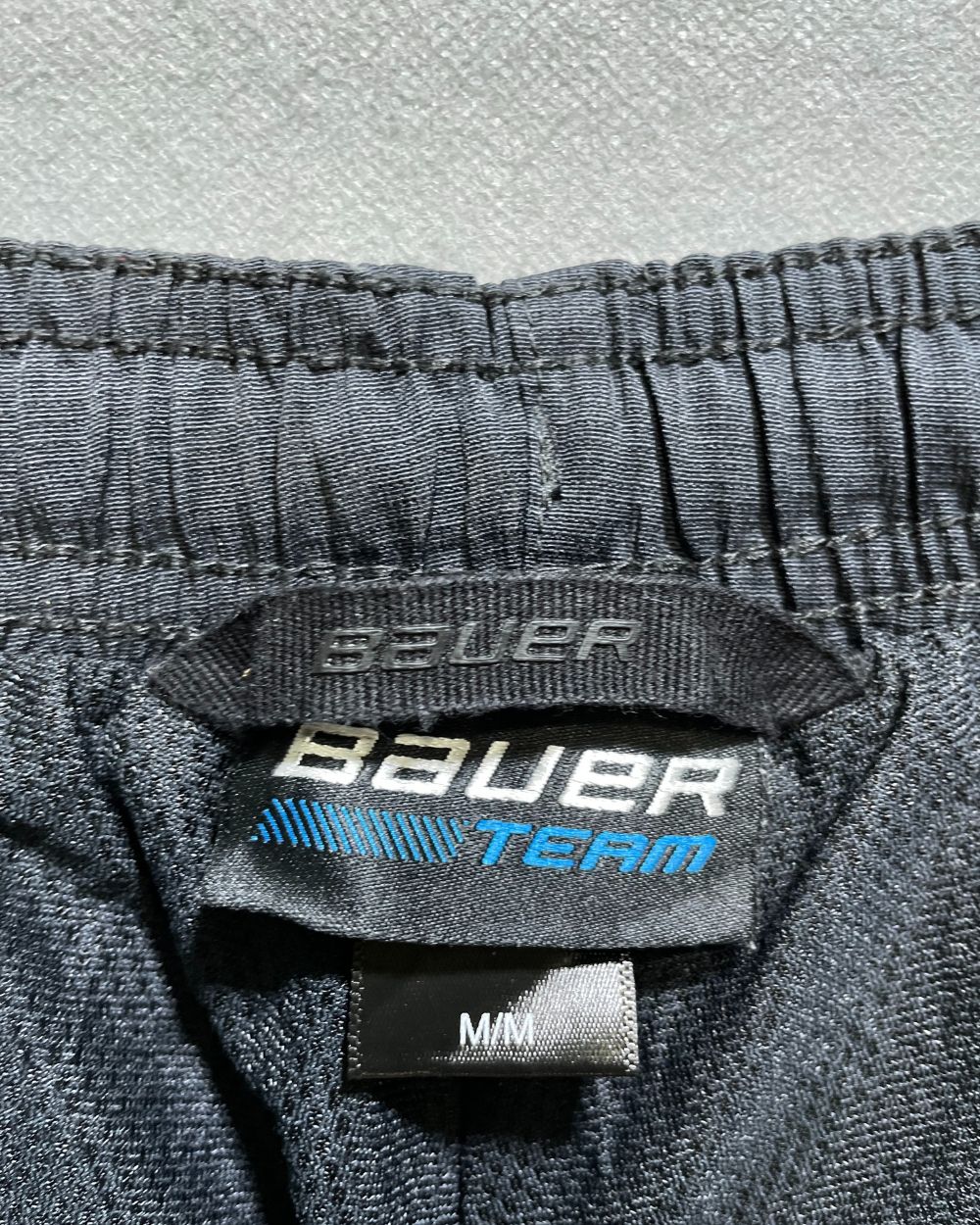 Eddie Bauer Black Parachute Trouser For Women M | ThriftHub.pk