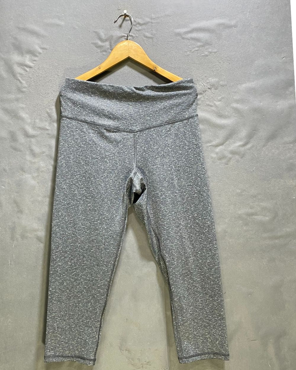 Champion Gray Sport Tights For Women Medium | ThriftHub.pk