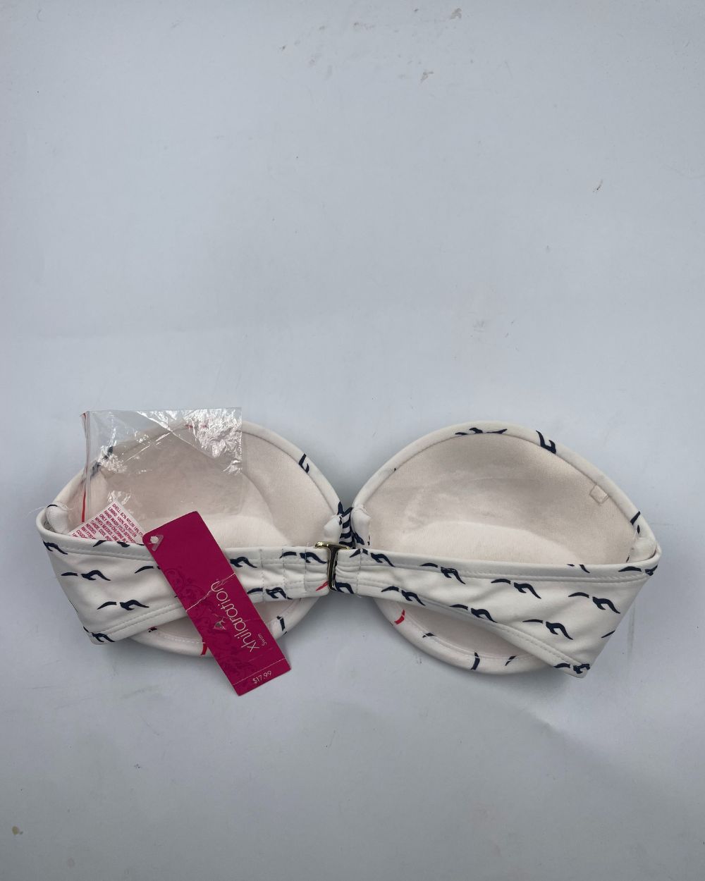 Xhilaration White Sport Bra For Women S | ThriftHub.pk