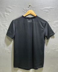 Under Armour Black Sport T shirt For Women L | ThriftHub.pk