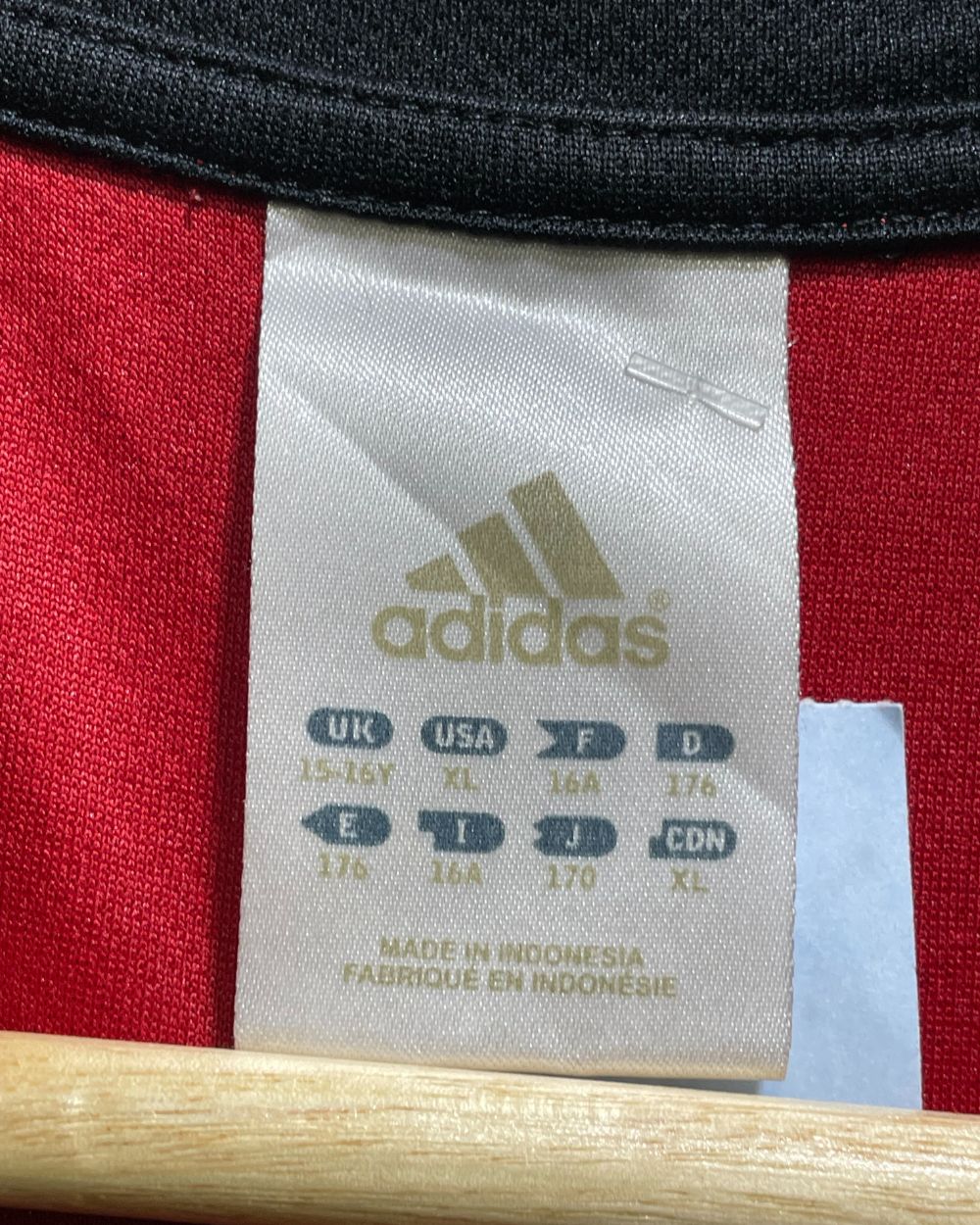 Adidas Red Sport T shirt For Girl 16 Years | ThriftHub.pk