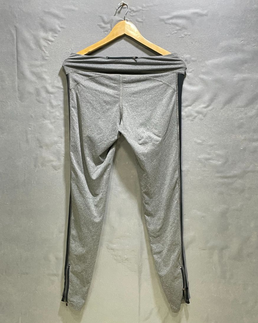 Champion Gray Sport Tights For Women Medium | ThriftHub.pk