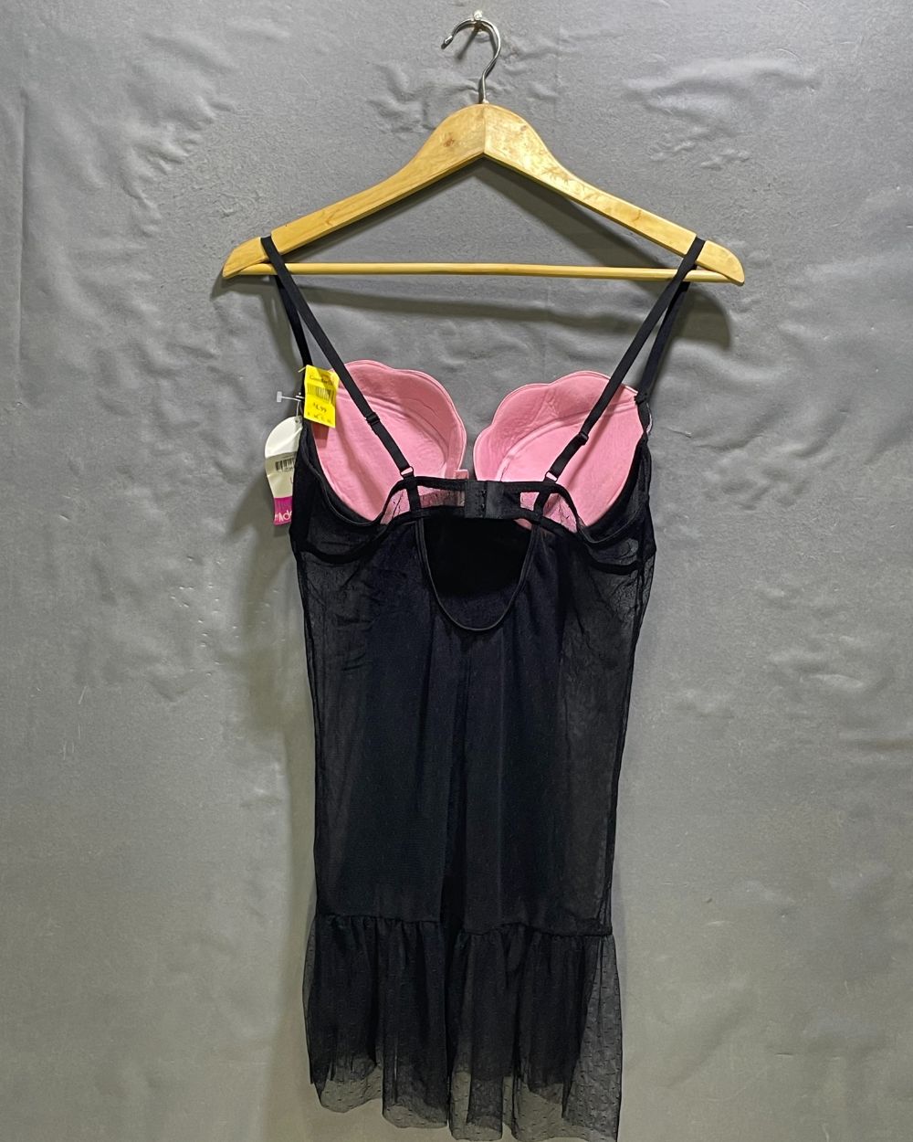 Never Naked Black Sport Bra For Women L | ThriftHub.pk