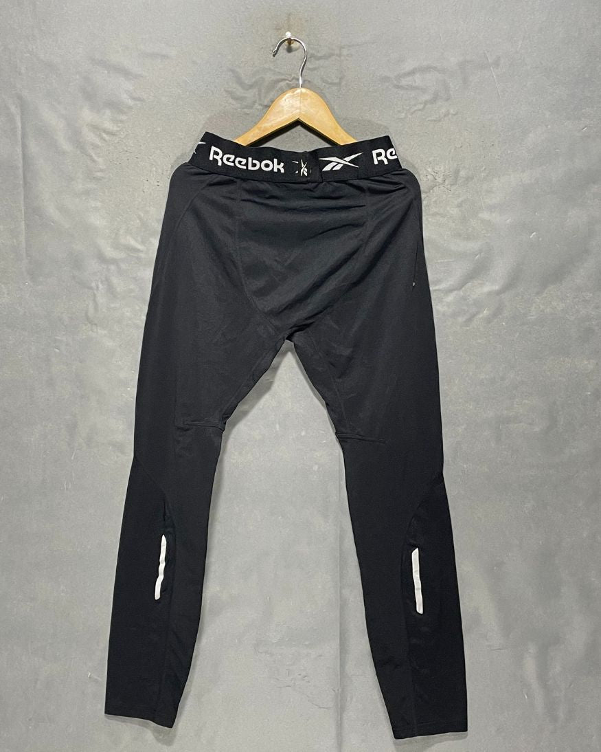 Reebok Black Sport Gym Tights For Girls L | ThriftHub.pk
