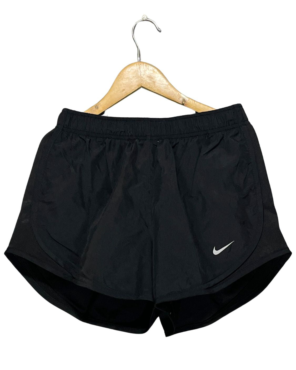 Nike Black Sport Short For Women Medium | ThriftHub.pk
