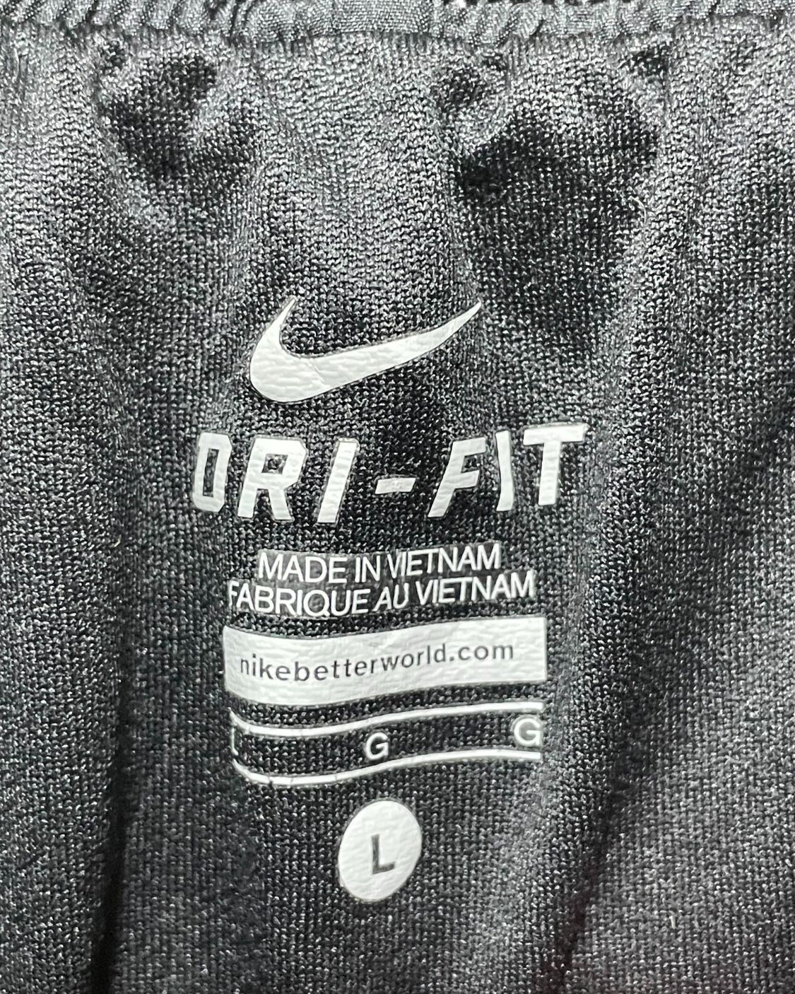 Nike Black Parachute Short For Women L | ThriftHub.pk