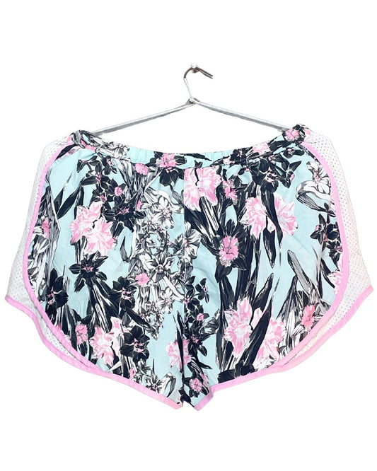 Nike Multi Parachute Short For Women XXL | ThriftHub.pk