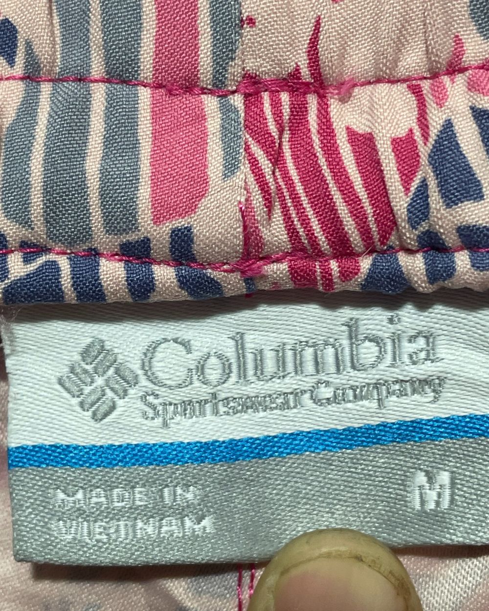 Columbia Pink Sport Short For Women L | ThriftHub.pk