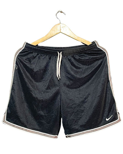 Nike Black Sport Short For Women L | ThriftHub.pk