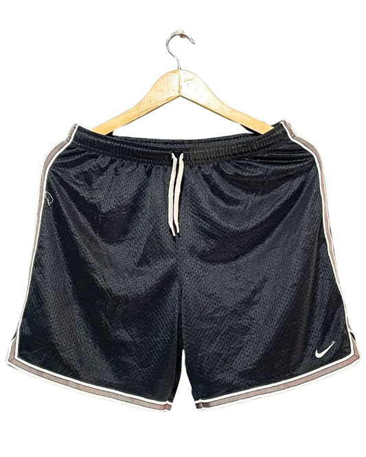 Nike Black Sport Short For Women L | ThriftHub.pk
