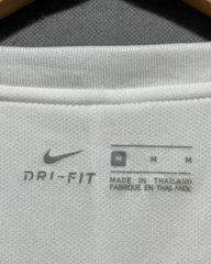 Nike White Sport T Shirt For Women M | ThriftHub.pk