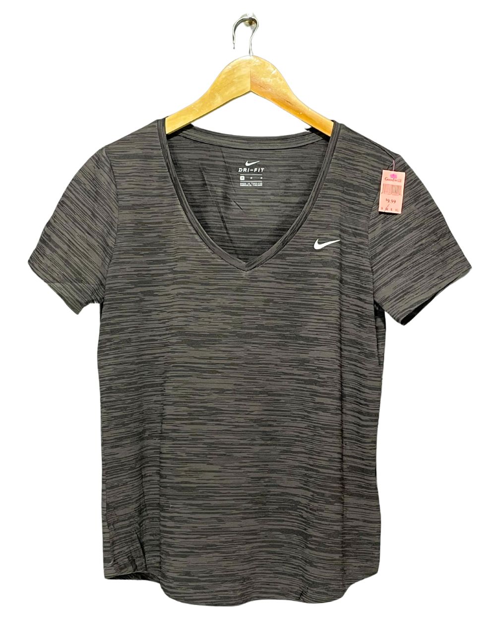 Nike Gray Sport T Shirt For Women M | ThriftHub.pk