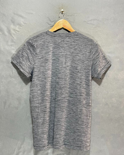 Under Armour Gray Sport T Shirt For Women M | ThriftHub.pk