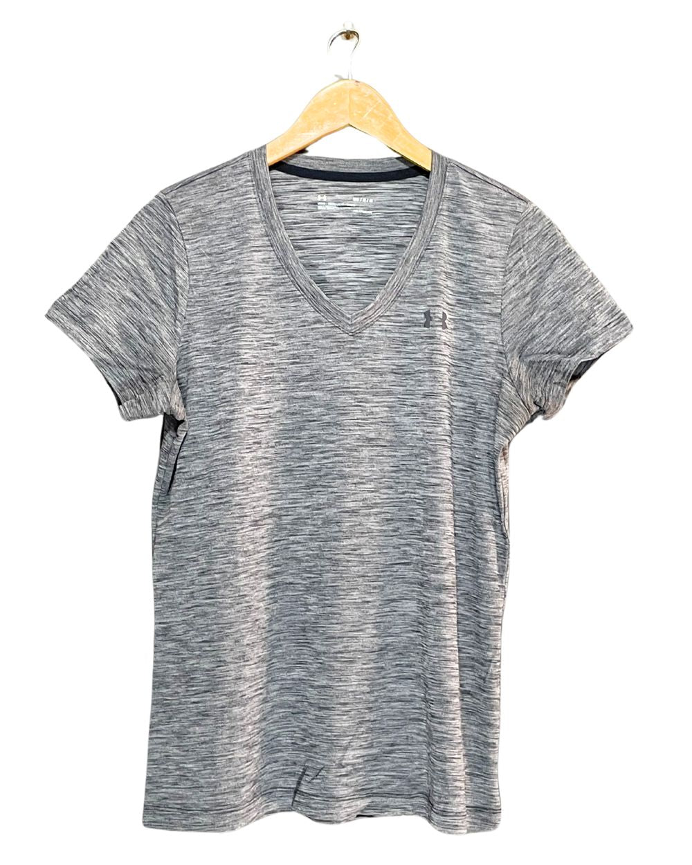 Under Armour Gray Sport T Shirt For Women M | ThriftHub.pk