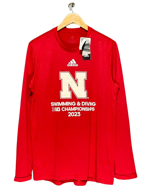 Adidas Red Sport T Shirt For Men M | ThriftHub.pk