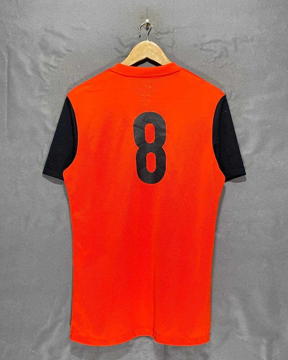 Nike Orange Sport T Shirt For Men M | ThriftHub.pk