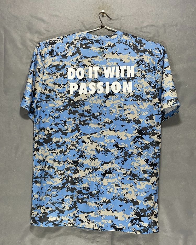 Badger Camouflage Sport T Shirt For Men L | ThriftHub.pk