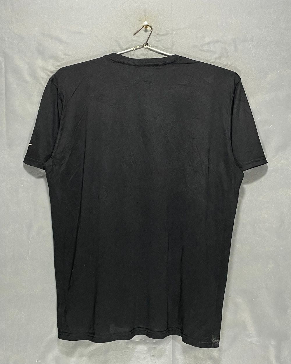 Nike Black Sport T Shirt For Men M | ThriftHub.pk