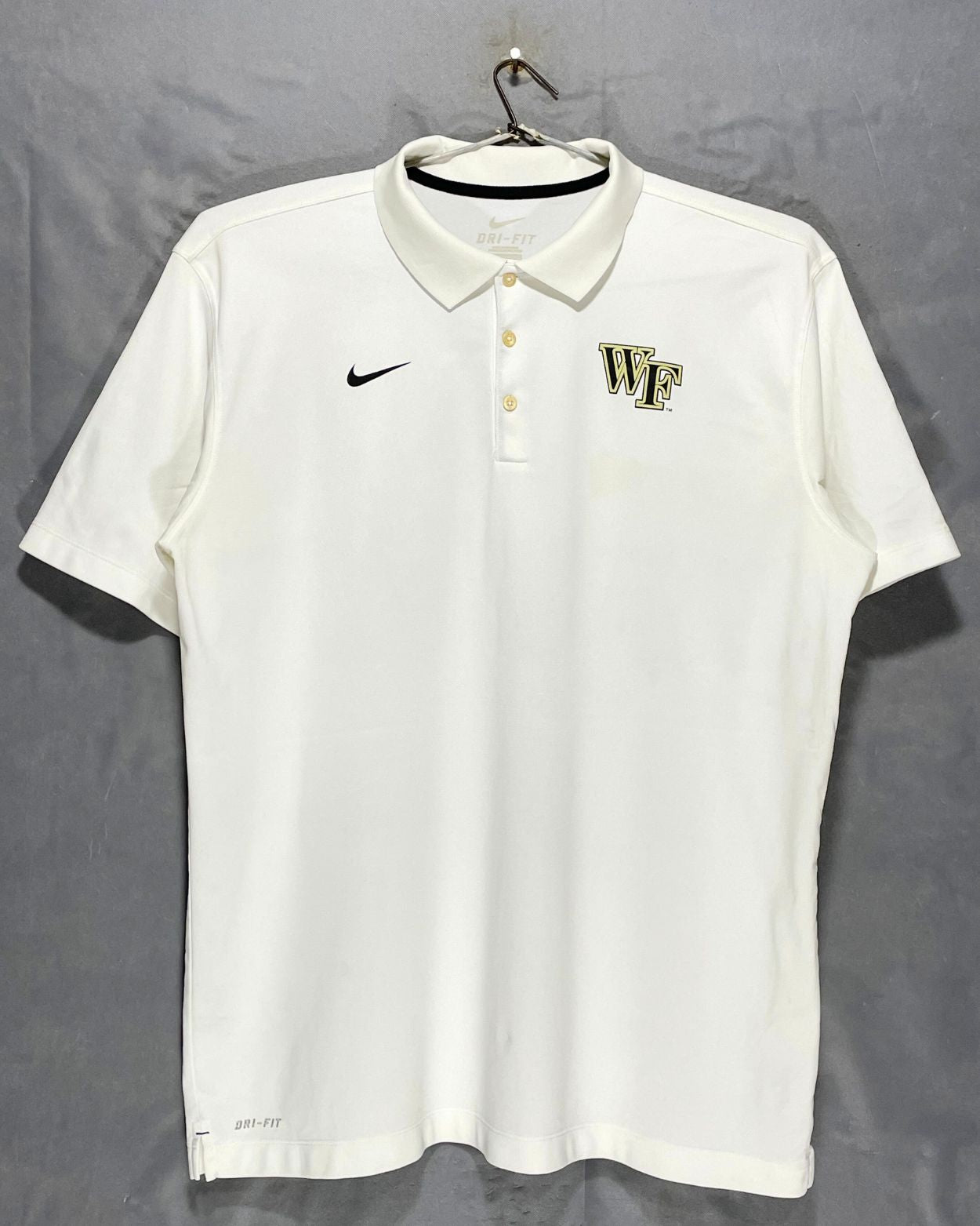 Nike White Sport Polo T Shirt For Men XL | ThriftHub.pk