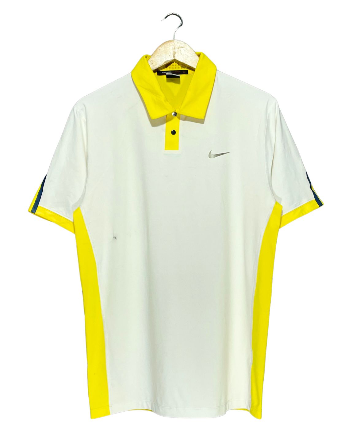 Nike White Sport Polo T Shirt For Men S | ThriftHub.pk