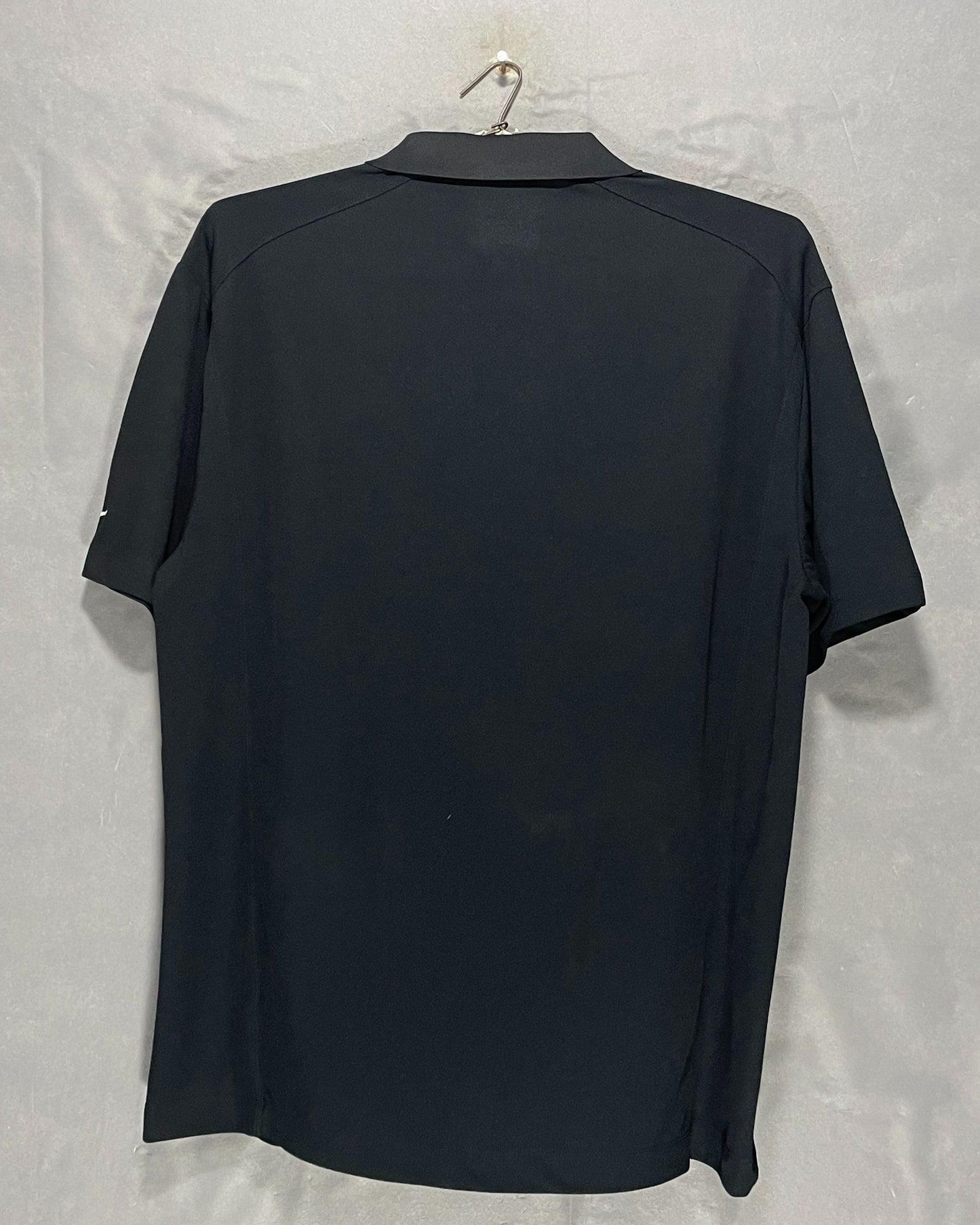 Nike Black Sport Polo T Shirt For Men XL | ThriftHub.pk