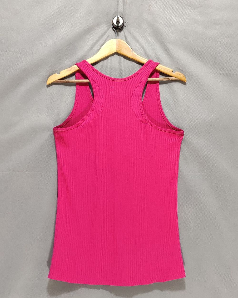 Under Armour Pink Sport Vest T Shirt  For Women Large