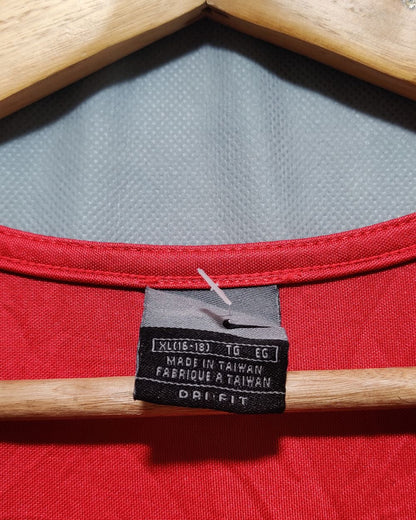 Nike Red Sport Vest T Shirt  For Girl 18 Years