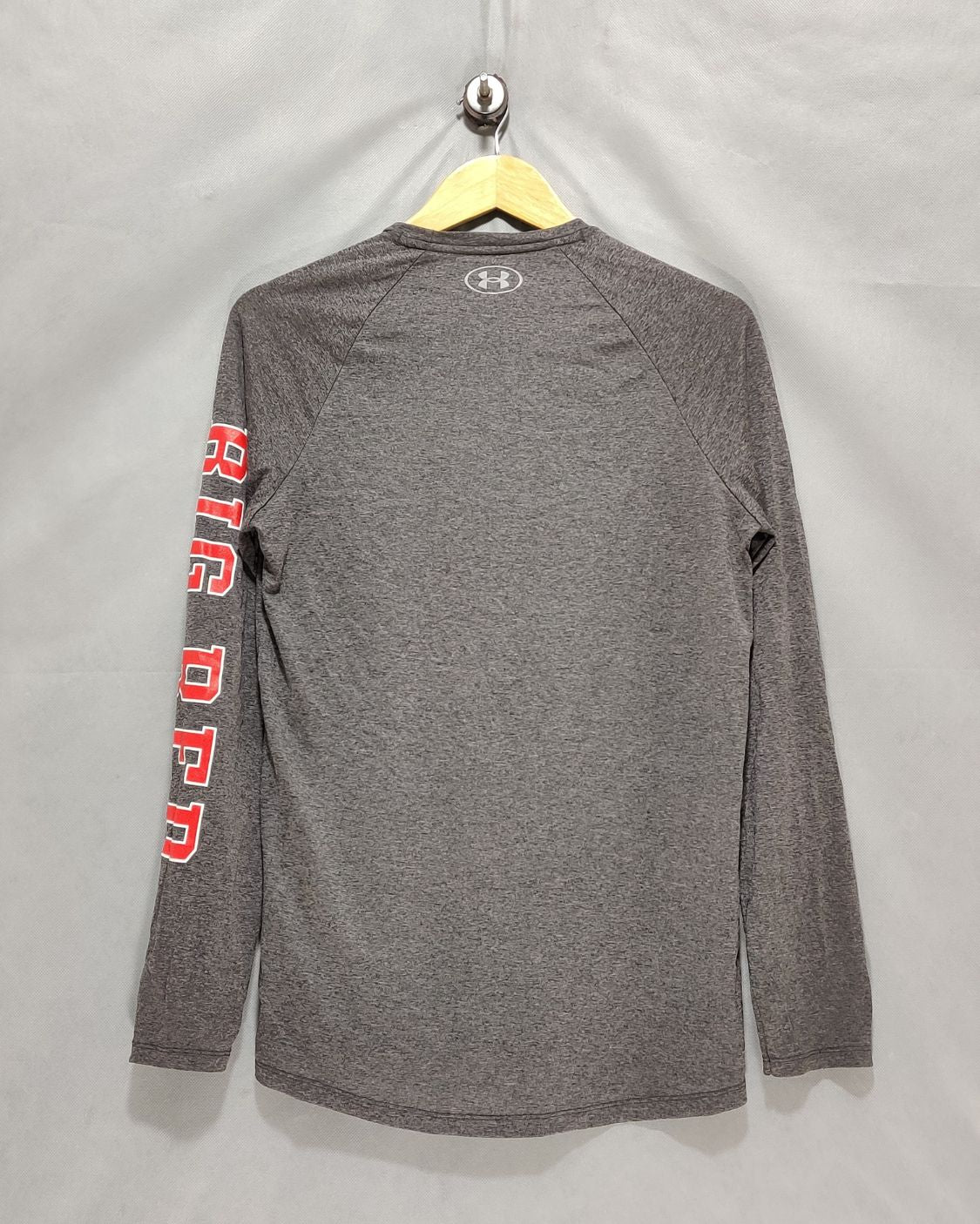 Under Armour Gray Sport T Shirt  For Men M